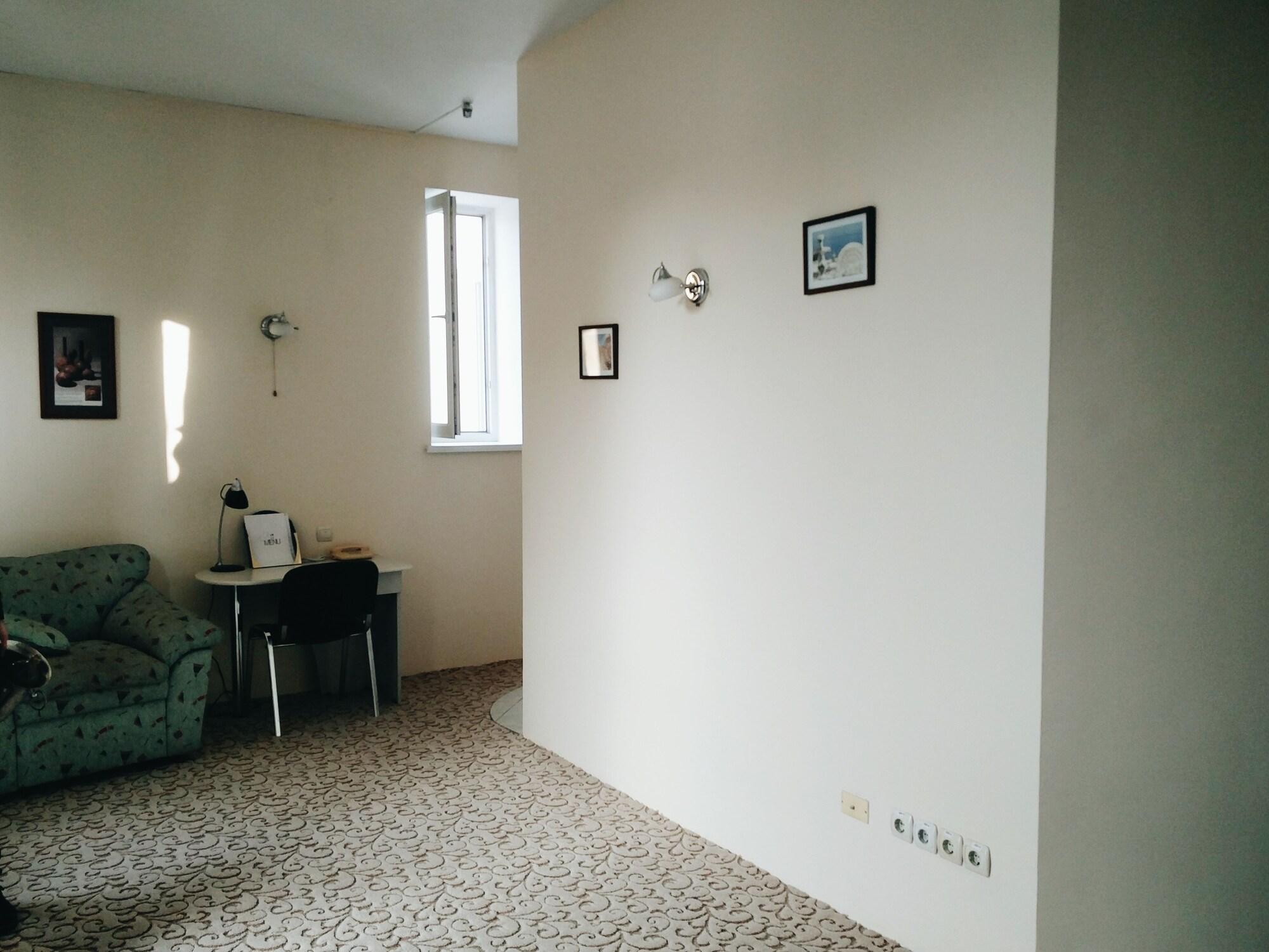 Mesogios Hotel Chisinau Ngoại thất bức ảnh