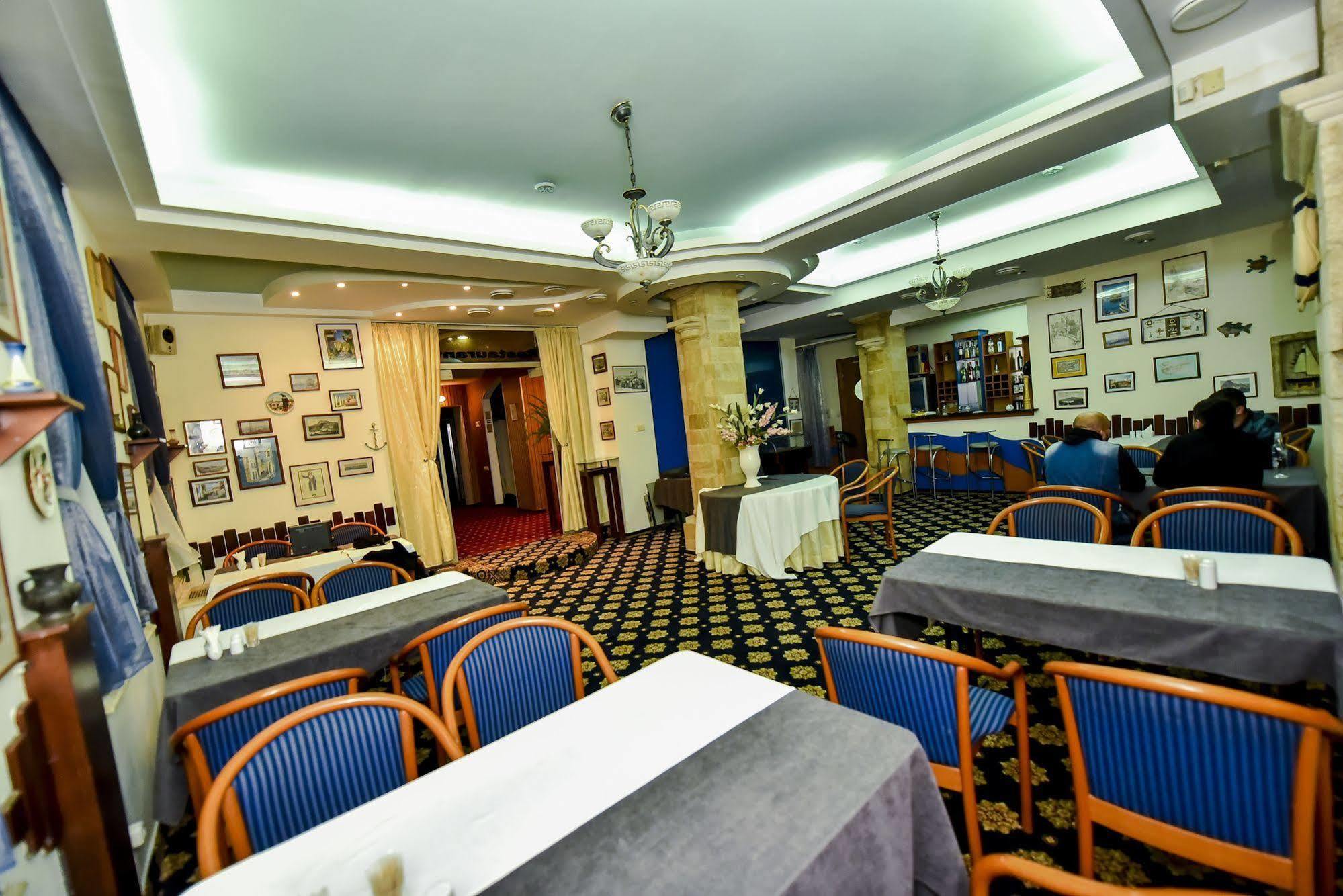 Mesogios Hotel Chisinau Ngoại thất bức ảnh