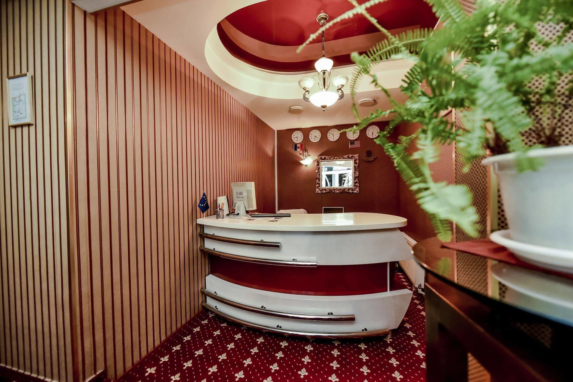 Mesogios Hotel Chisinau Ngoại thất bức ảnh
